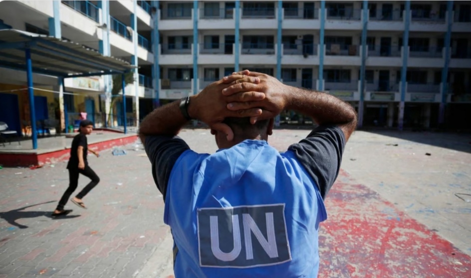 مقتل ثلاثة من موظفي الأمم المتحدة في قصف إسرائيلي على وسط قطاع غزة